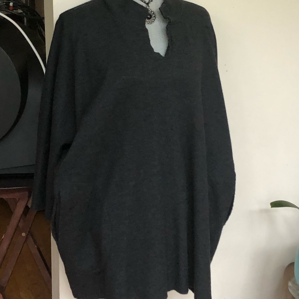 Wool pullover type sweater